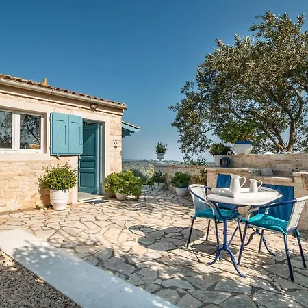 Alexandros - Paxos Gaios